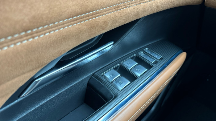 Mazda 6e 68.8 kWh Takumi Plus - Jet Black na operativní leasing