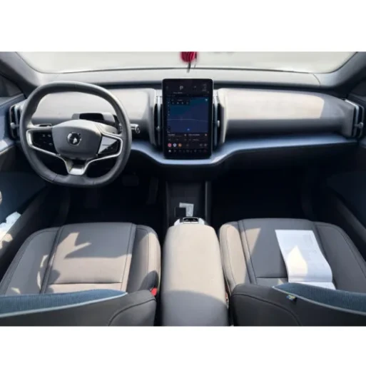 Volvo EX30 Twin M. Perf. Plus na operativní leasing