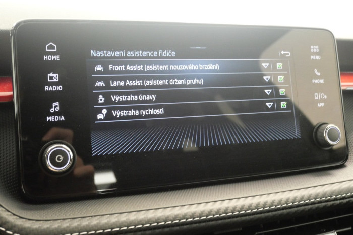 Škoda Fabia 1.0 TSI 85 kW Monte Carlo na operativní leasing