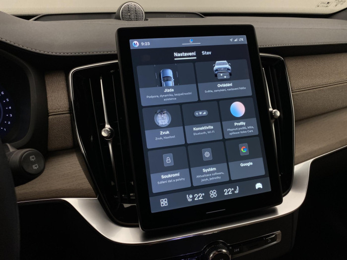 Volvo XC90 B5 AWD AUT BRIGHT PLUS na operativní leasing