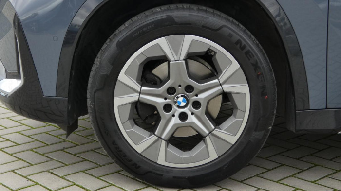 BMW X1 sDrive 18d na operativní leasing