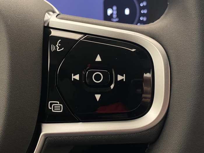 Volvo XC90 B5 AWD AUT BRIGHT PLUS na operativní leasing