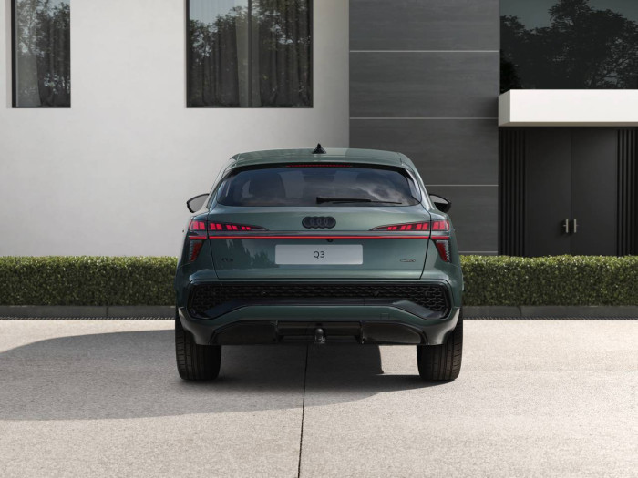Audi Q3 Sportback 7STT 2.0TFSI / 150kW na operativní leasing