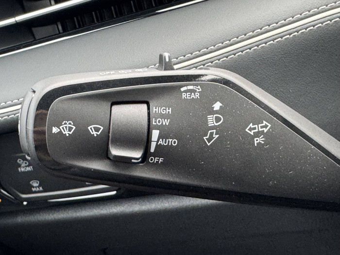 Volkswagen ID.7 Tourer Pro S People / 210kW na operativní leasing