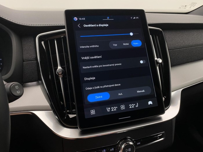 Volvo XC90 B5 AWD AUT BLACK EDITION PLUS na operativní leasing