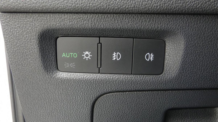 Škoda Octavia 1.5 TSI 110kW DSG Ambition na operativní leasing