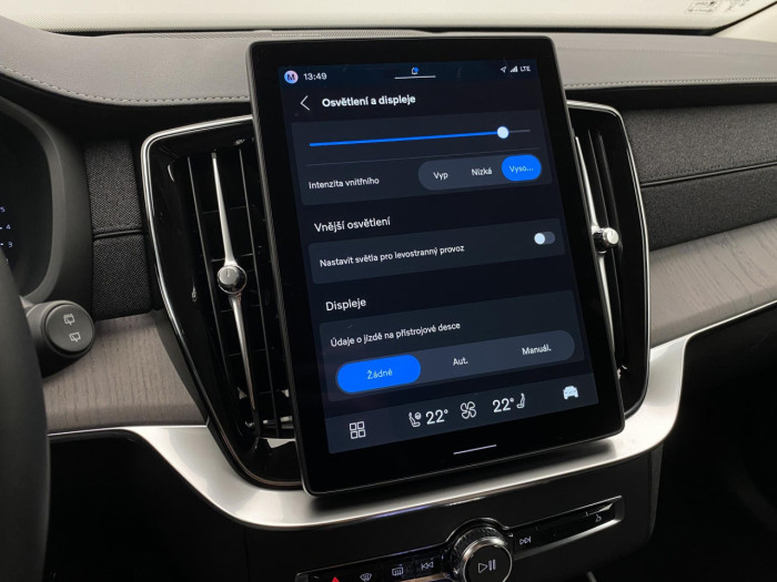 Volvo XC90 B5 AWD AUT DARK PLUS 7míst na operativní leasing