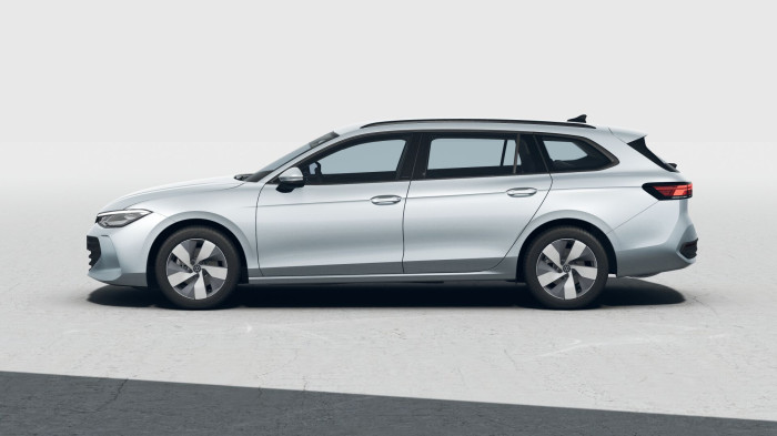 Volkswagen Passat 1,5 eTSI 110 kW mHEV na operativní leasing