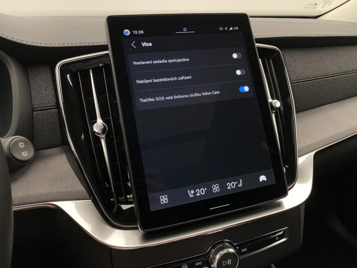 Volvo XC90 B5 AWD AUT DARK PLUS 7míst na operativní leasing