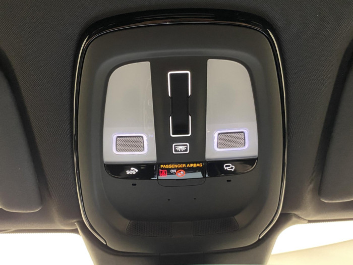 Volvo XC60 B5 AWD AUT ULTRA BLACK EDITION 2.0 Edition na operativní leasing