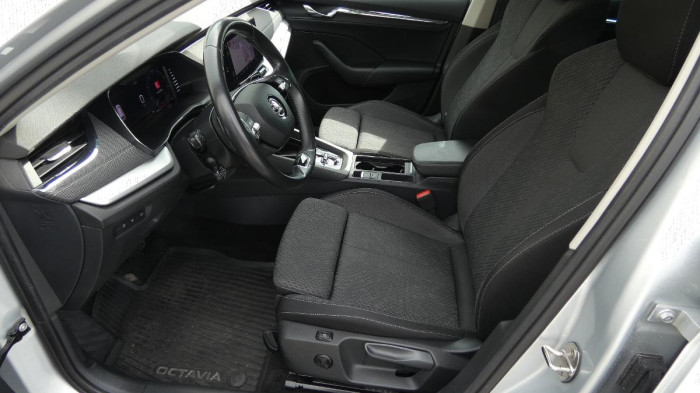 Škoda Octavia Combi 2,0 TDI Style 4x4 DSG 11 na operativní leasing