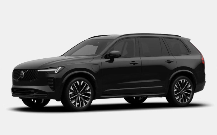 Volvo XC90 T8 AWD Plug-in DARK PLUS 7m na operativní leasing