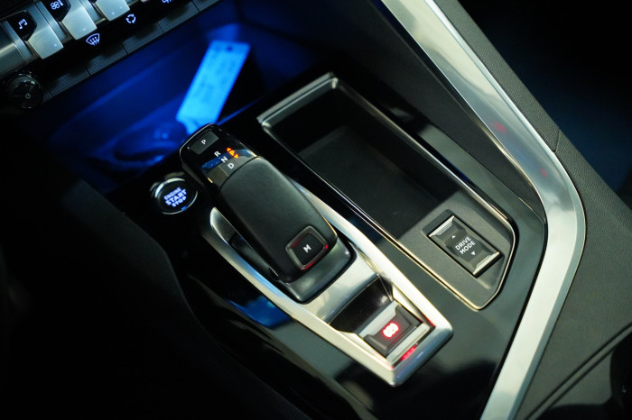 Peugeot 3008 1.5 Blue-HDi 96 kW Roadtrip na operativní leasing