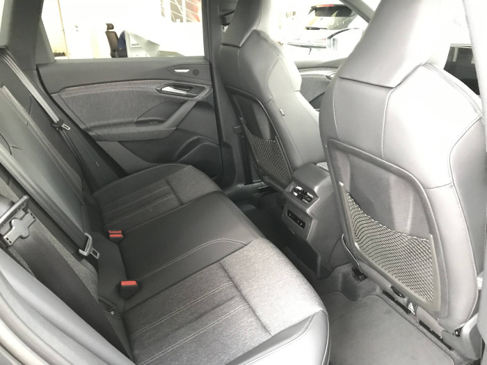 Audi Q6 SUV e-tron quattro 100kWh  / 315kW na operativní leasing
