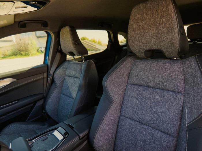 Renault Austral Techno 1.3 mild hybrid 150 109 kW Benzín Automatická převodovka na operativní leasing