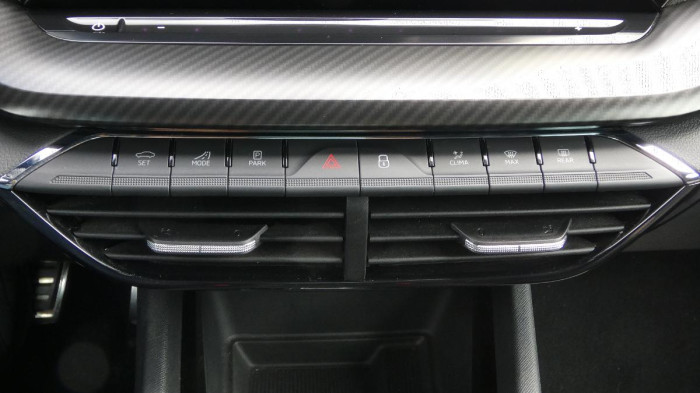 Škoda Octavia 2.0 TSI 180kW DSG RS na operativní leasing