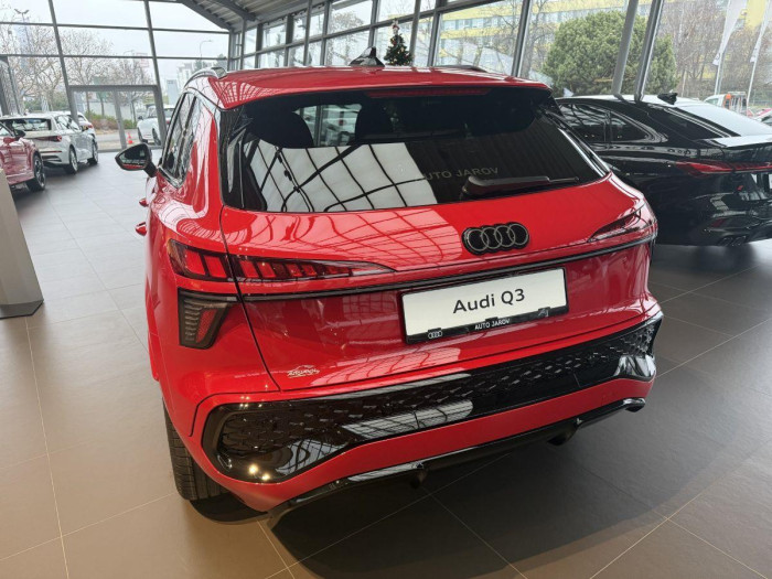 Audi Q3 TFSI 110 kW Stronic na operativní leasing