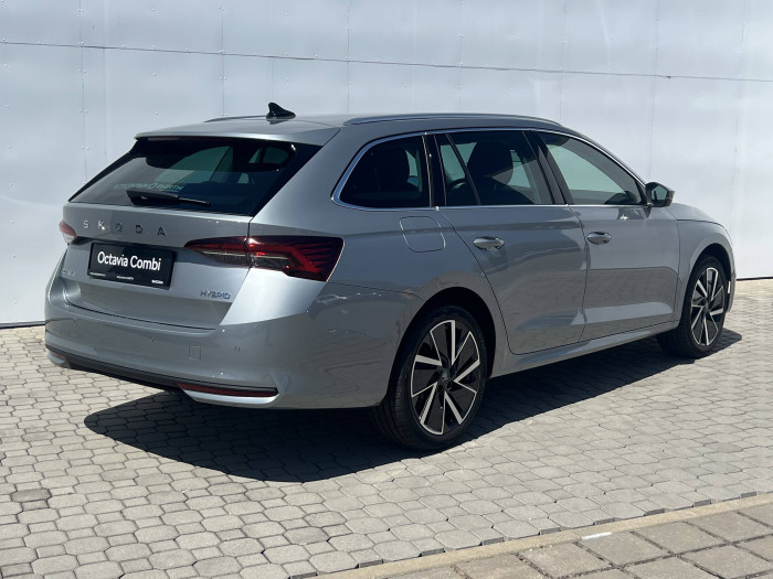 Škoda Octavia Combi 130 let Premium 7DSG 1,5TSI / 110kW na operativní leasing