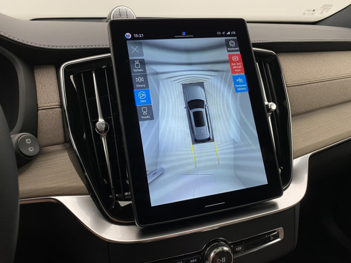 Volvo XC90 T8 AWD Plug-in BRIGHT ULTRA na operativní leasing