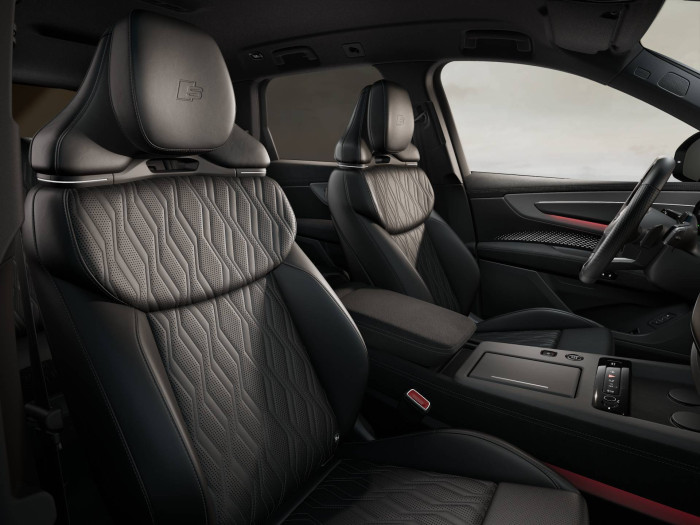 Audi Q7 Quattro 8TT 3,0TDI / 220kW na operativní leasing