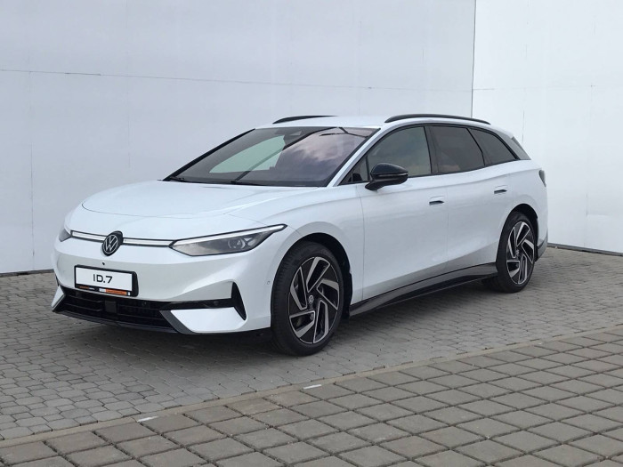 Volkswagen ID.7 Tourer Pro S People 86kWh / 210kW na operativní leasing