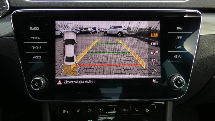 Škoda Superb 2,0 TDI DSG Style na operativní leasing