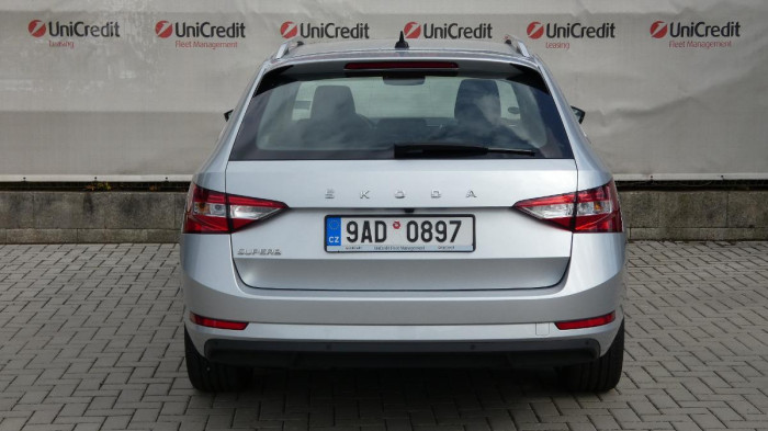 Škoda Superb Combi 2,0 TDI DSG Style na operativní leasing