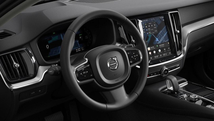 Volvo V60 T6 AWD Plug-in BRIGHT PLUS na operativní leasing