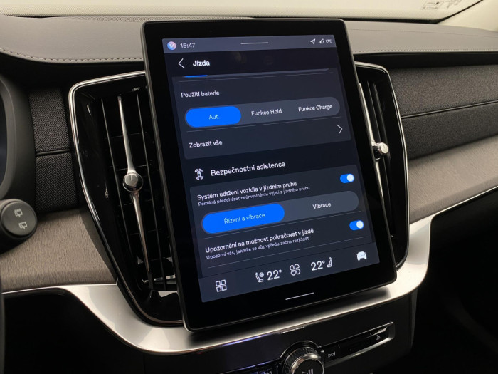 Volvo XC90 T8 AWD RECHARGE BRIGHT PLUS 7m na operativní leasing