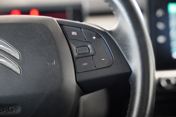 Citroën C4 Cactus 1.2 PureTech 81 kW Shine na operativní leasing