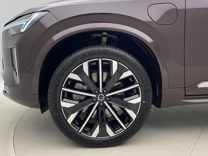 Volvo XC90 T8 AWD Plug-in BRIGHT PLUS 7m na operativní leasing