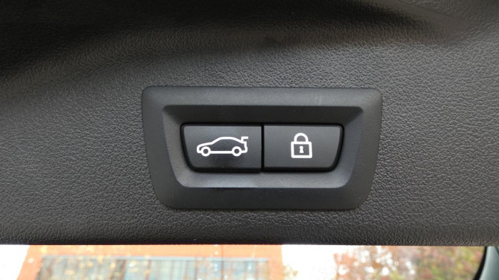 BMW X5 xDrive 40i M Sport na operativní leasing