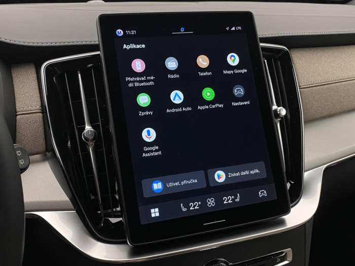 Volvo XC90 B5 AWD AUT CORE 7míst na operativní leasing