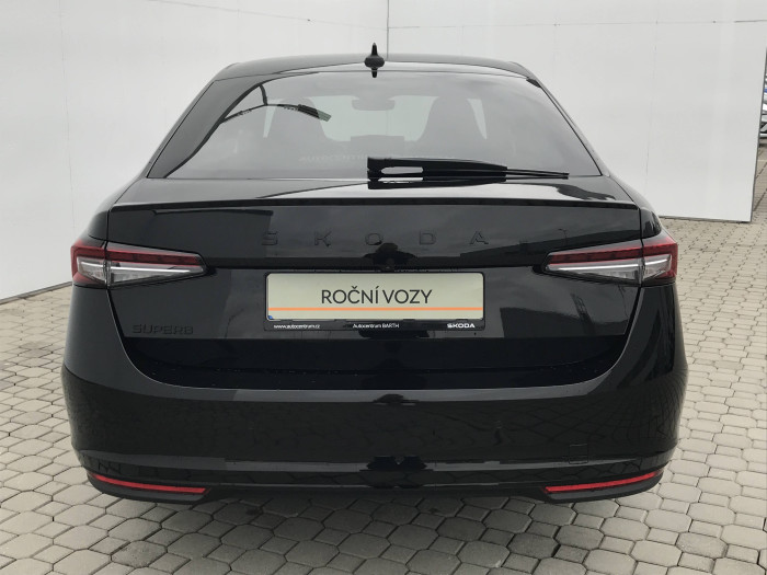 Škoda Superb Sportline 7DSG 2,0TDI / 110kW na operativní leasing