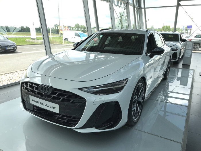 Audi A6 Avant Quattro 7STR 2,0TDI / 150kW na operativní leasing