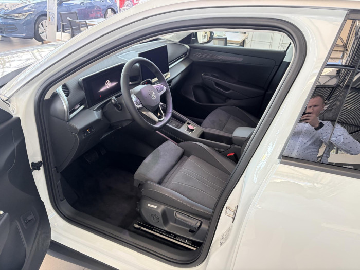 Volkswagen T-Roc Style 1,5 eTSI 110 kW 7DSG na operativní leasing
