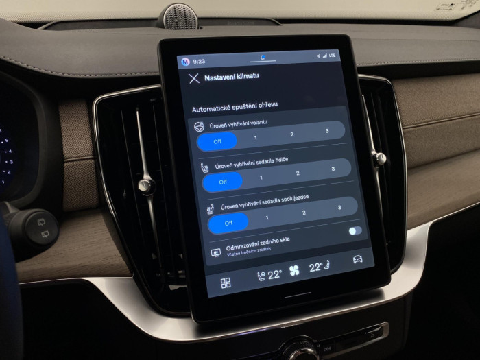 Volvo XC90 B5 AWD AUT BRIGHT PLUS na operativní leasing
