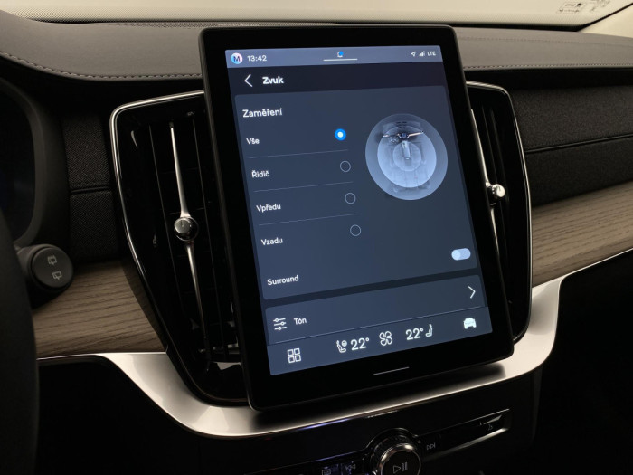 Volvo XC90 T8 AWD RECHARGE BRIGHT PLUS 7m na operativní leasing