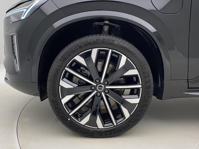 Volvo XC90 T8 AWD Plug-in BRIGHT PLUS 7m na operativní leasing