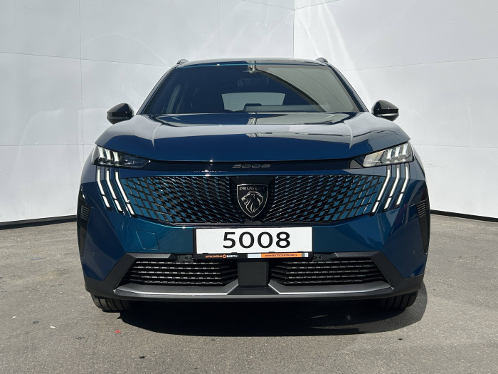 Peugeot 5008 GT e-DCS6 Hybrid / 107kW na operativní leasing