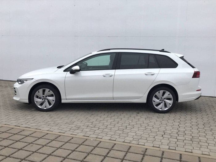 Volkswagen Golf Variant People 7DSG 1,5eTSI / 110kW na operativní leasing