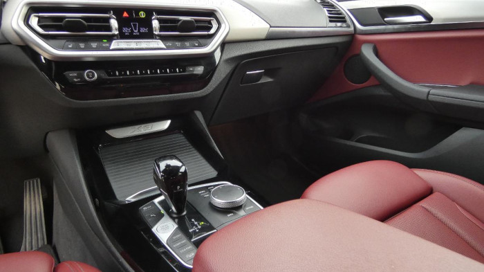 BMW X3 20d xDrive na operativní leasing