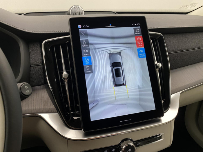 Volvo XC90 T8 AWD Plug-in BRIGHT PLUS 7m na operativní leasing