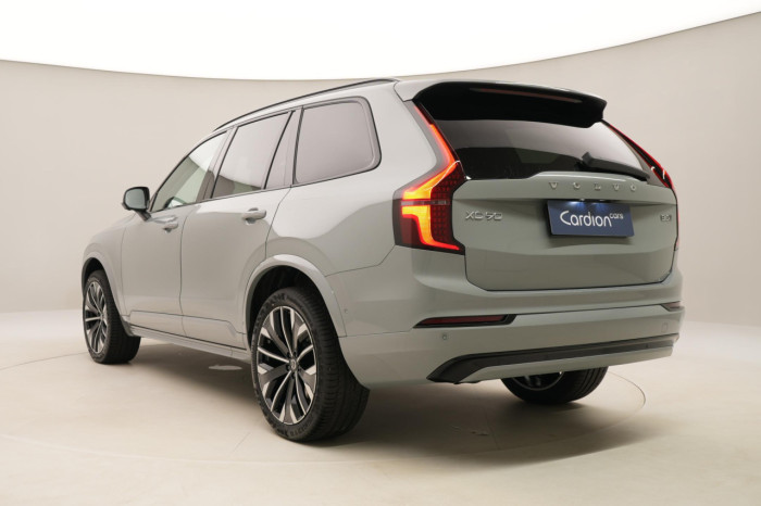 Volvo XC90 B5 AWD AUT DARK PLUS 7míst na operativní leasing