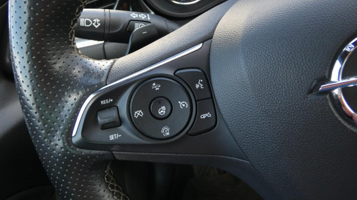 Opel Insignia 2,0 T 4x4 GSi na operativní leasing
