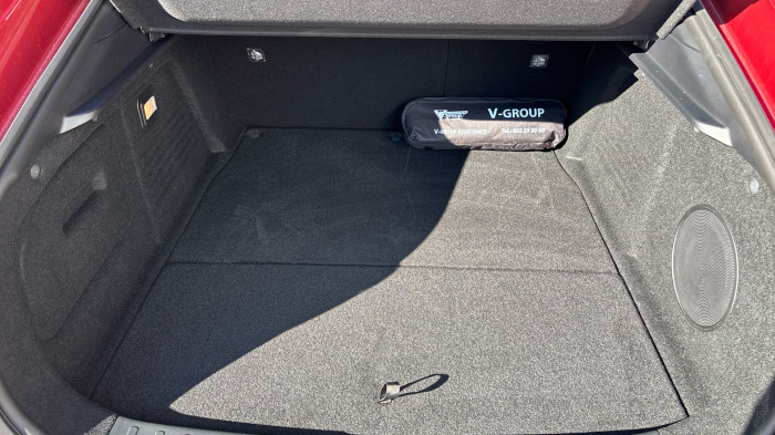 Mazda 6e 68.8 kWh Takumi Soul Red Crystal na operativní leasing