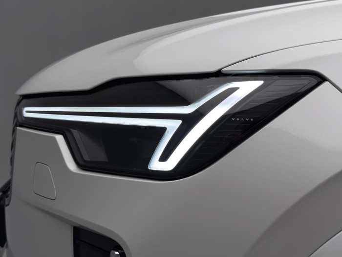 Volvo XC90 B5 AWD AUT BRIGHT PLUS 7míst na operativní leasing