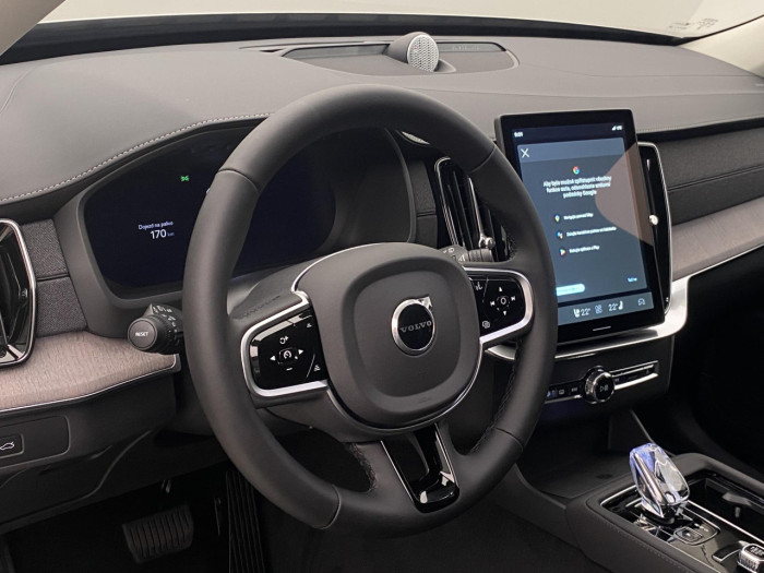 Volvo XC90 B5 AWD AUT DARK PLUS na operativní leasing