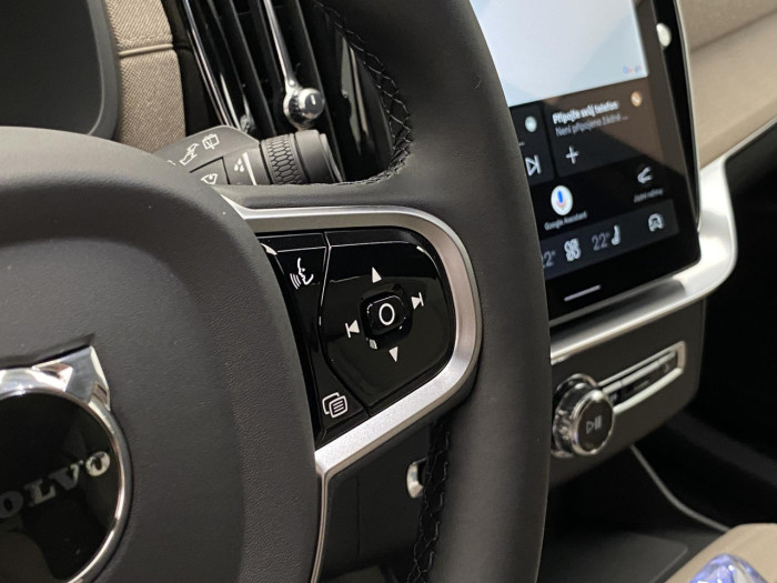 Volvo XC90 B5 AWD AUT BRIGHT PLUS 7míst na operativní leasing