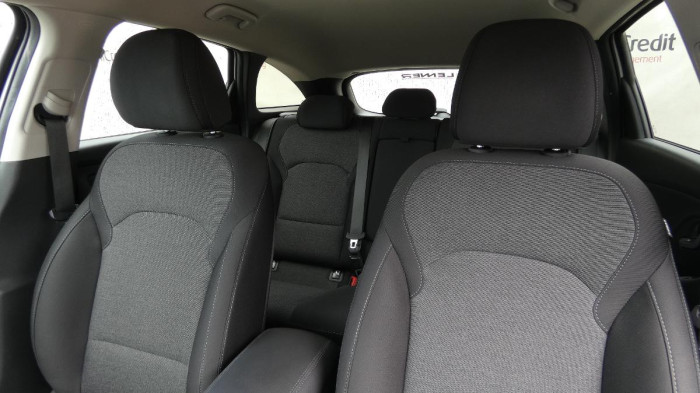 Hyundai i30 Kombi 1.5 T-GDI mHEV Smart na operativní leasing